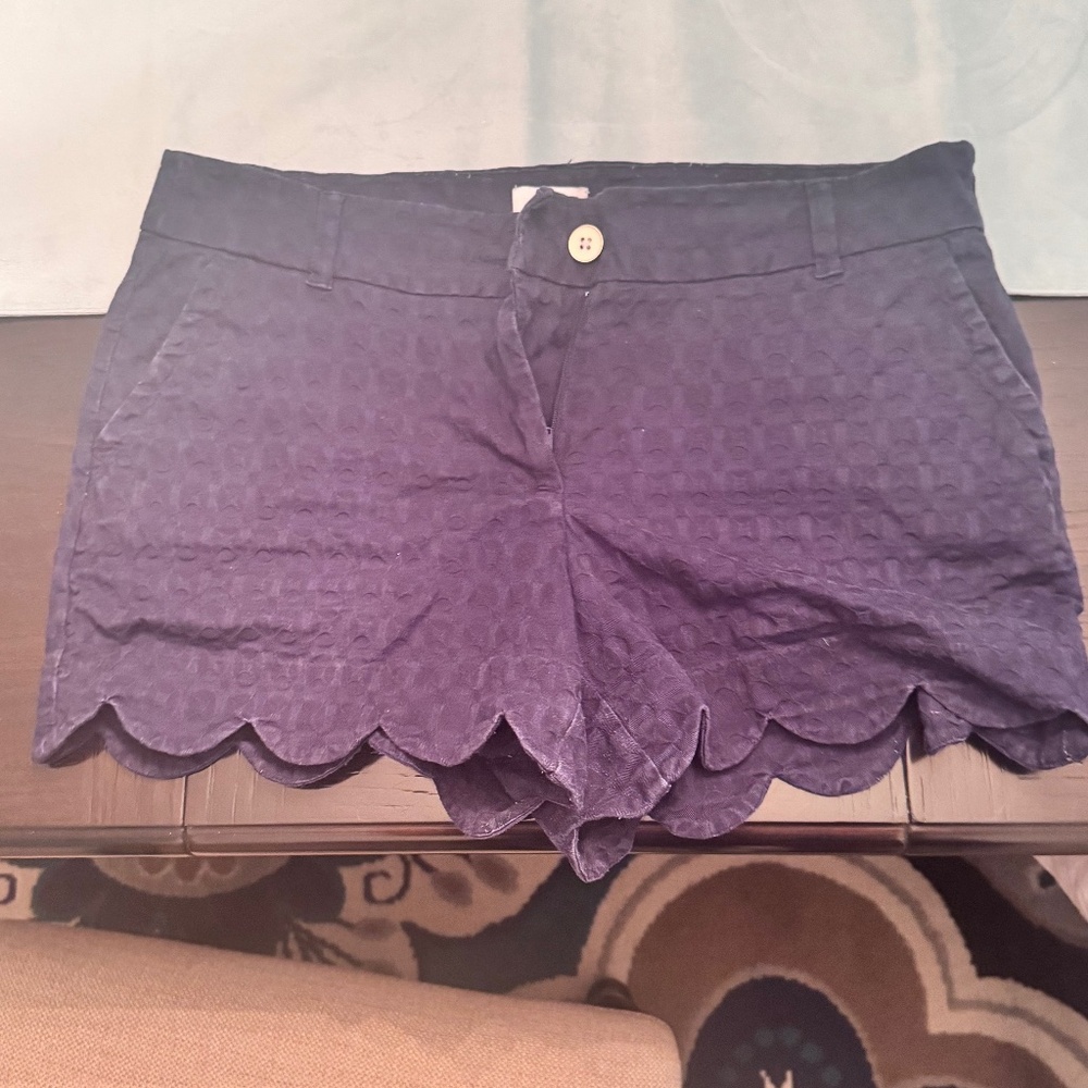 navy shorts